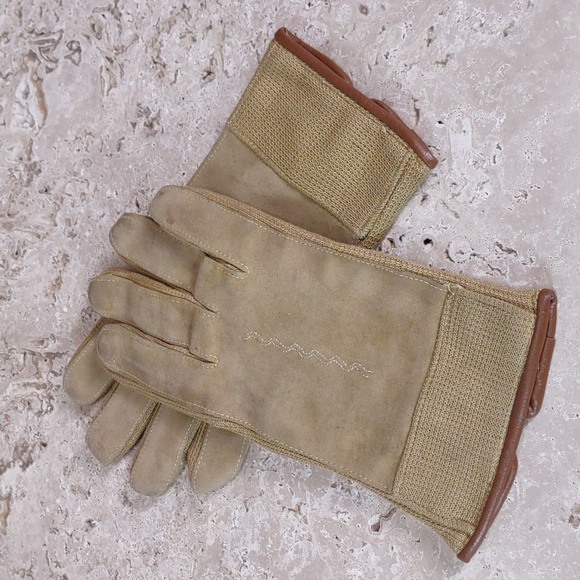 Vintage Fingerhut Gloves - Picture 1 of 7